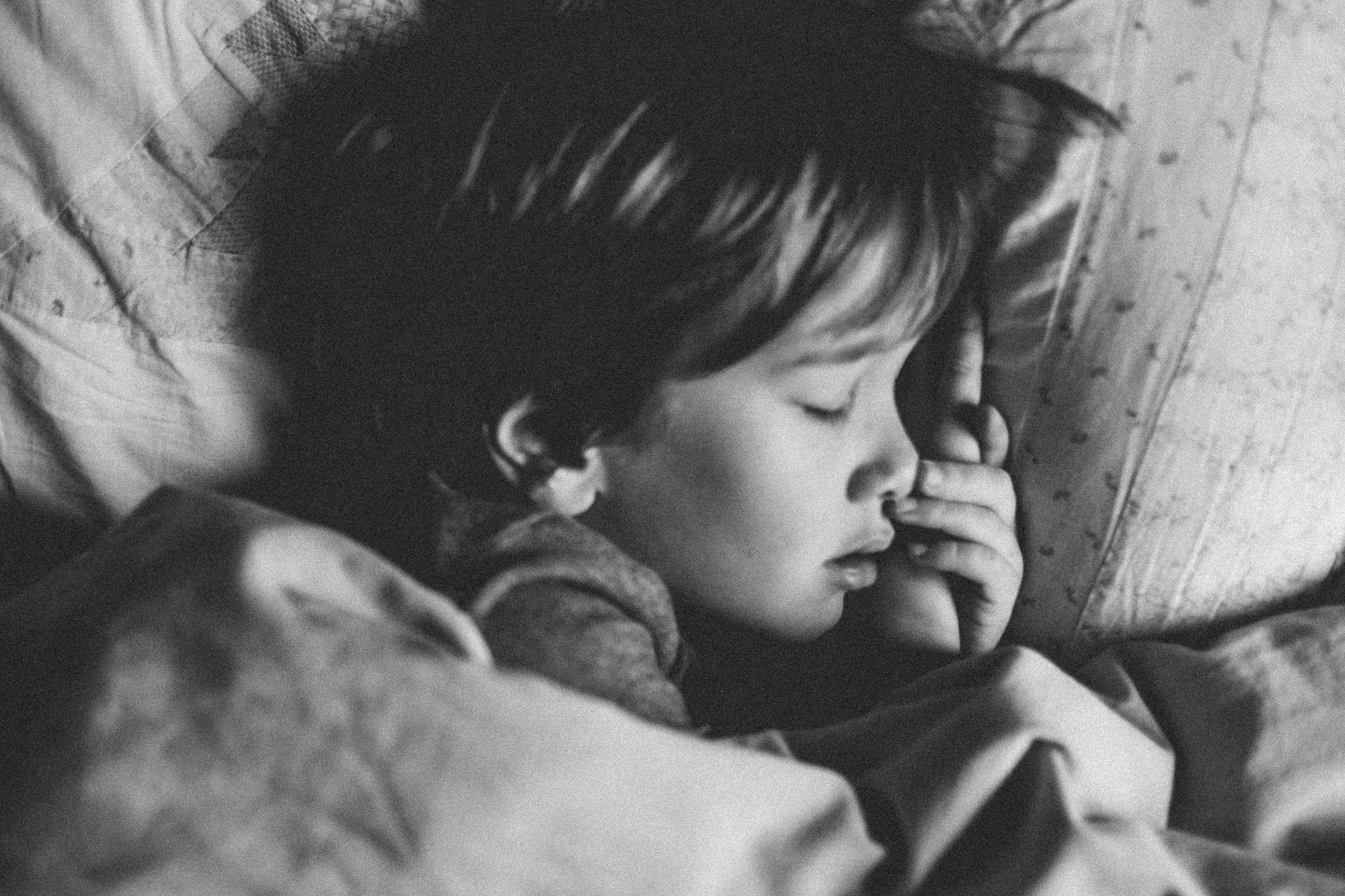 Navigating Nighttime Fears in Kids, How to Help Them Sleep Better image